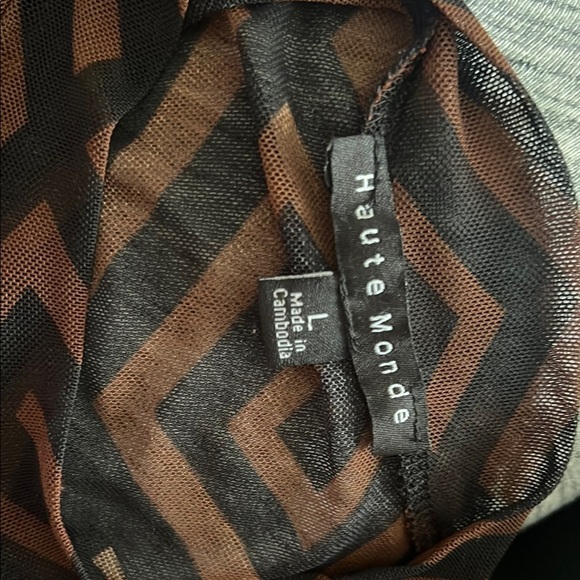 Black and Brown Geometric Long Sleeve Bodysuit - Picture 4 of 4